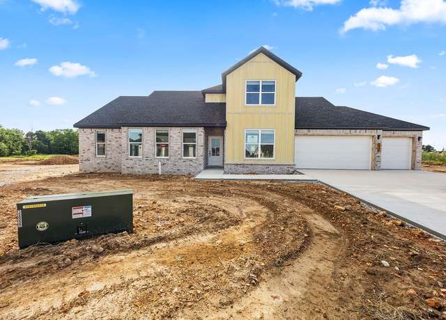 Property at 4951 Farmhouse St, Springdale, AR 72762, 4 beds, 3 baths