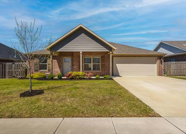 Property at 38 E Loveland Loop, Farmington, AR 72730, 3 beds, 2 baths