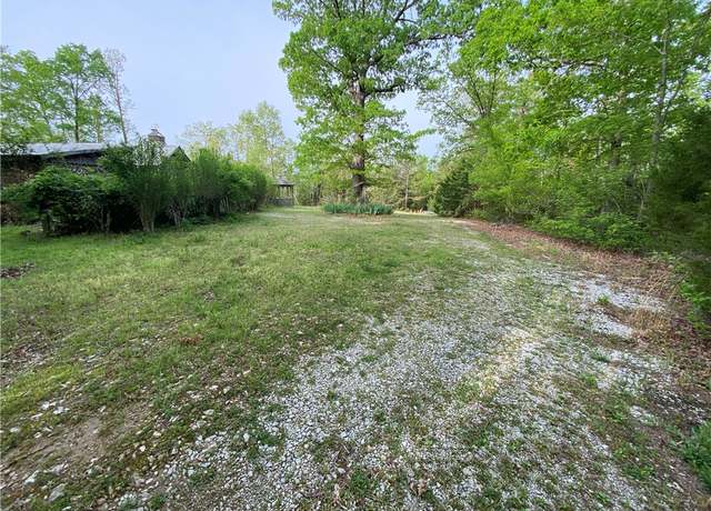 Property at 300 Nc 3150, Jasper, AR 72641, 2 beds, 1.5 baths