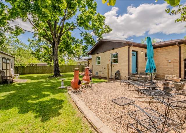 Property at 314 Crestview Dr, Bentonville, AR 72712, 3 beds, 2 baths