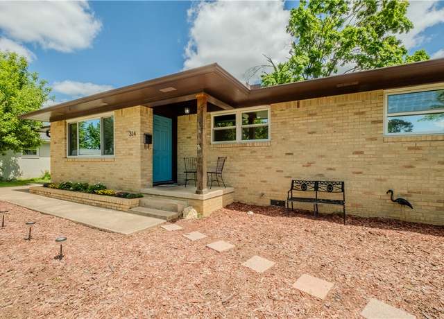 Property at 314 Crestview Dr, Bentonville, AR 72712, 3 beds, 2 baths