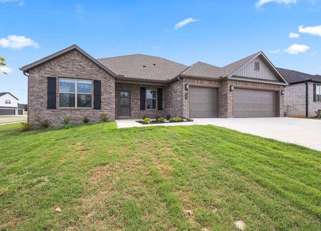 Property at 4835 Cowboy St, Springdale, AR 72762, 4 beds, 3 baths