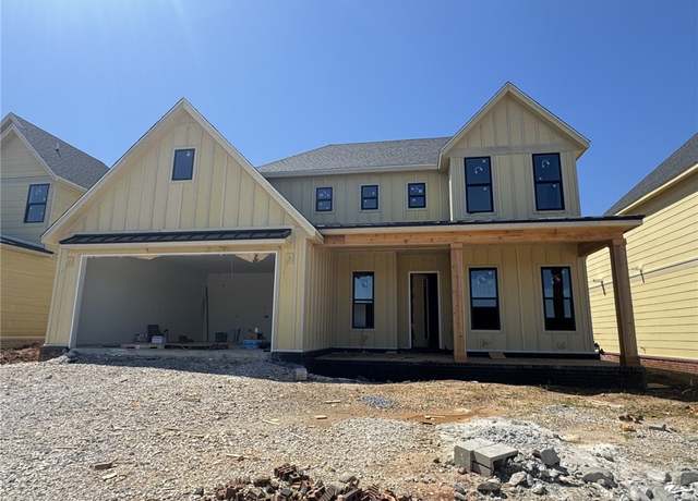 Property at 4112 Erin Dr, Rogers, AR 72758, 4 beds, 3 baths