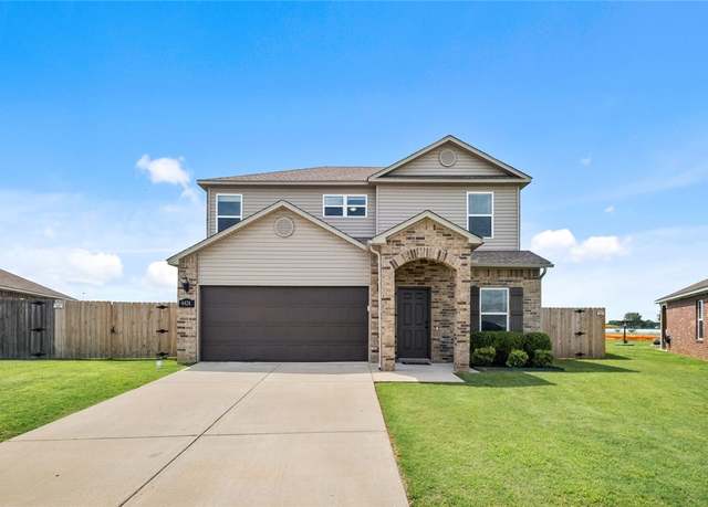 Property at 4424 Cornwall St, Springdale, AR 72762, 3 beds, 2.5 baths