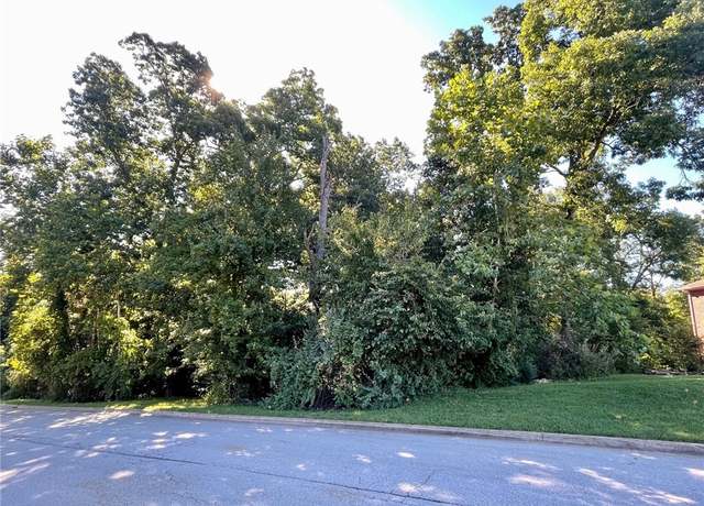 Property at Breckenridge, Rogers, AR 72756