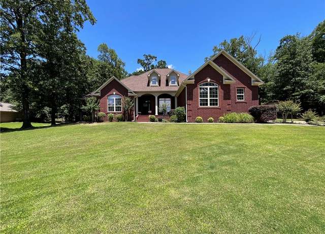 Property at 10059 Birdie St, Dardanelle, AR 72834, 4 beds, 2.5 baths