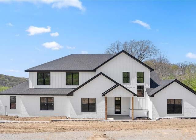 Property at 13775 Colline Rd, Bentonville, AR 72712, 4 beds, 3.5 baths