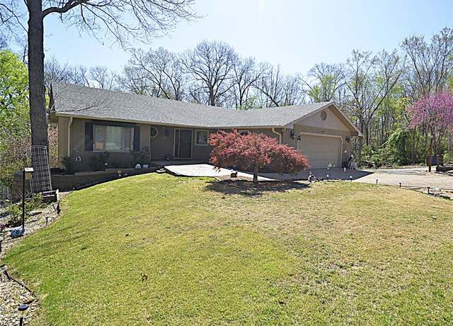Property at 10 Brentwood Dr, Bella Vista, AR 72715, 3 beds, 3 baths