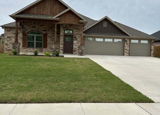 Property at 5675 Poppy Ave, Springdale, AR 72762, 3 beds, 2 baths