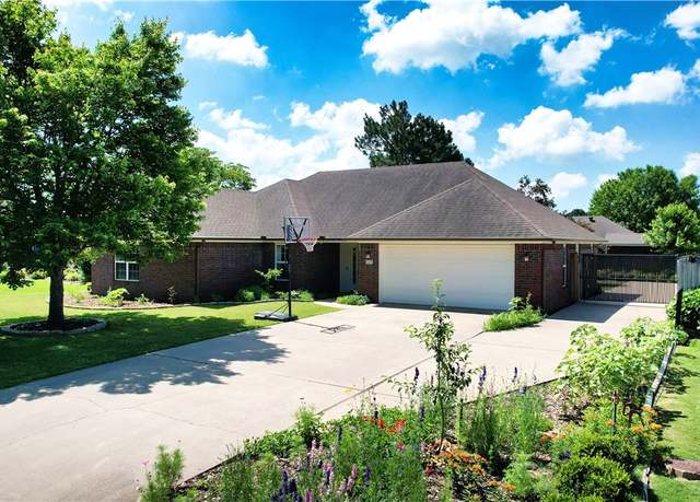 Property at 325 Northcrest Ave, Lowell, AR 72745, 3 beds, 2 baths