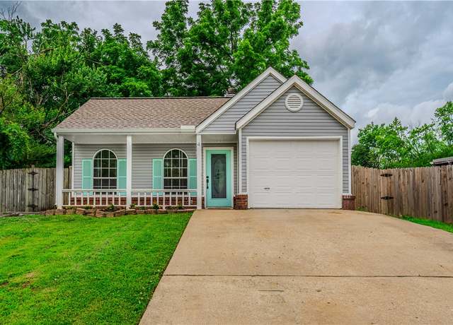 Property at 4 Brookhollow Pl, Bentonville, AR 72712, 3 beds, 2 baths