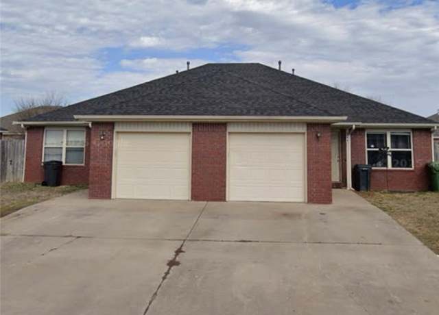 Property at 409 Marietta Ct, Rogers, AR 72758, 3 beds, 2 baths