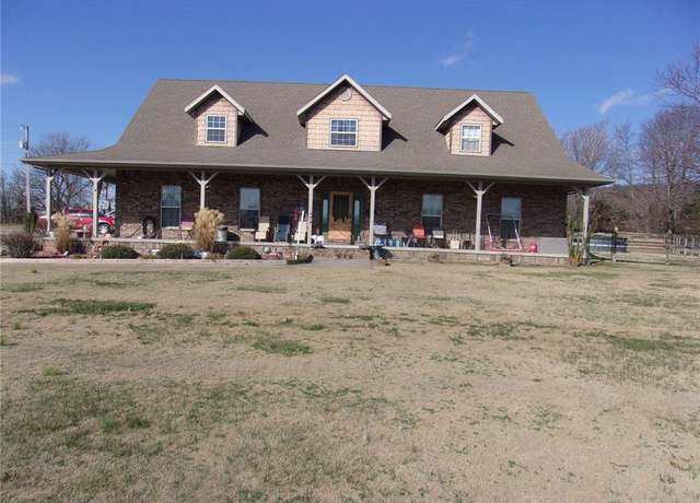 Property at 2887 Habberton Rd, Springdale, AR 72764, 3 beds, 4 baths