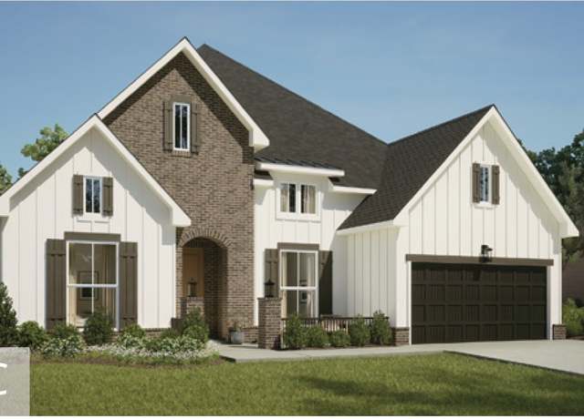 Property at 8801 Comet Dr, Bentonville, AR 72713, 5 beds, 4 baths