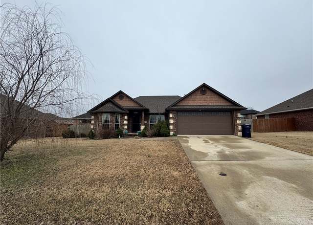 Property at 1421 Cavalry Ln, Prairie Grove, AR 72753, 3 beds, 2 baths