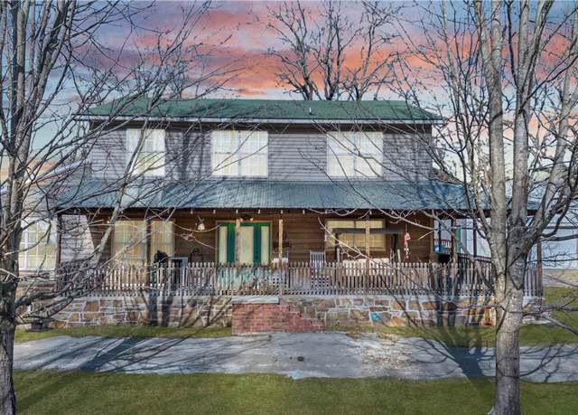 Property at 5201 Highway 94, Rogers, AR 72756, 3 beds, 2 baths