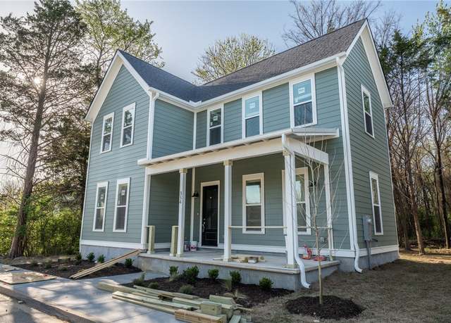 Property at 354 E 10th St, Fayetteville, AR 72701, 3 beds, 3.5 baths