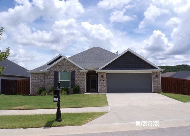 Property at 298 S Benchmark Ln, Fayetteville, AR 72704, 3 beds, 2 baths