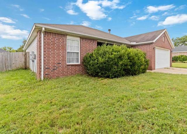 Property at 903 SW Sandrock Rd, Bentonville, AR 72712, 3 beds, 2 baths