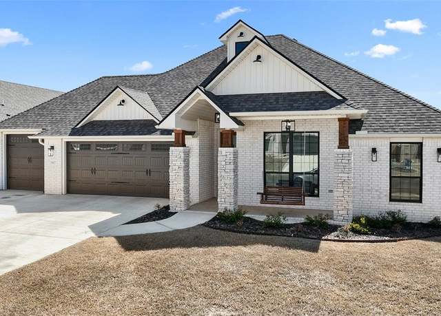 Property at 1907 Higgins, Pea Ridge, AR 72751, 4 beds, 2 baths