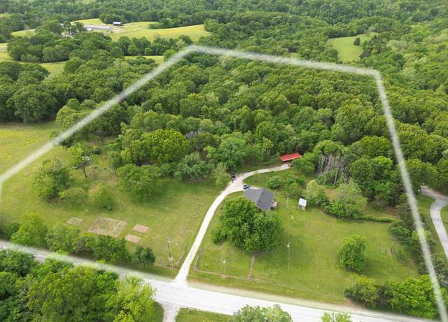 Property at 17685 Gann Ridge Rd, Garfield, AR 72732, 2 beds, 1 bath