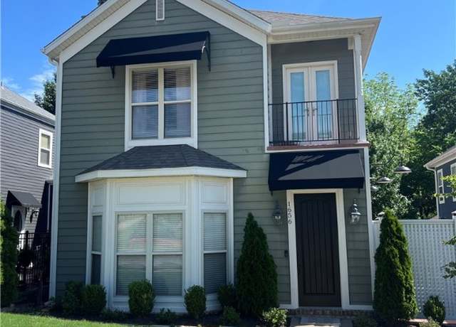 Property at 1656 E Amber Dr, Fayetteville, AR 72703, 3 beds, 2.5 baths