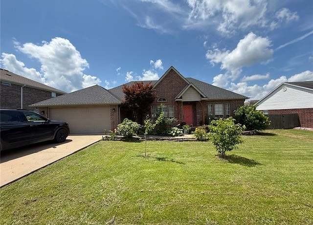 Property at 521 E Oxen Ln, West Fork, AR 72774, 3 beds, 2 baths