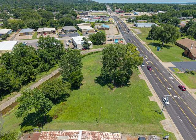 Property at 1425 S Phoenix Ave, Fort Smith, AR 72901