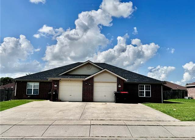 Property at 1269 E Homestead Loop, Springdale, AR 72764, 2 beds, 2 baths