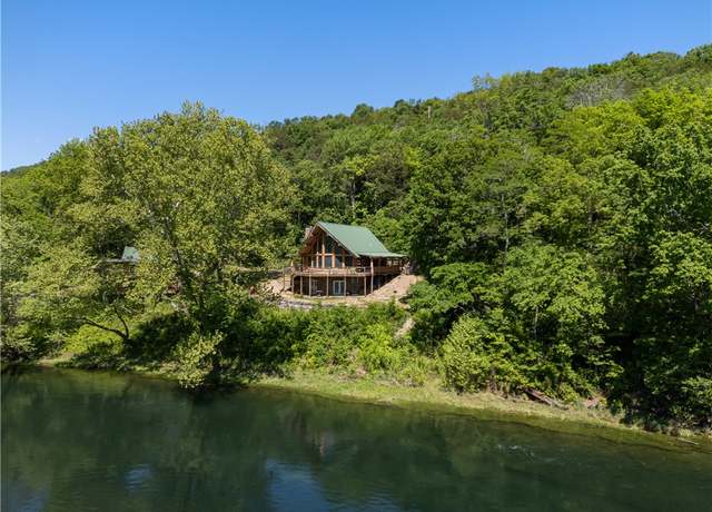 Property at 576 Cr 1361, Eureka Springs, AR 72631, 5 beds, 3 baths