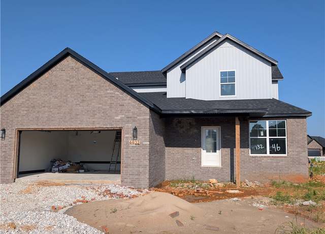 Property at 4932 Farmhouse, Springdale, AR 72762, 5 beds, 2.5 baths