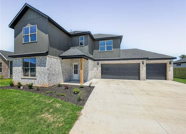 Property at 4979 Farmhouse St, Springdale, AR 72762, 4 beds, 4.5 baths