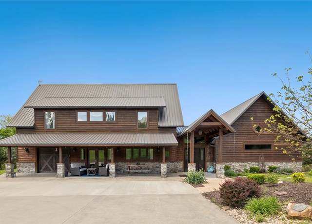 Property at 95 Bella Vista Rd, Berryville, AR 72616, 4 beds, 4 baths