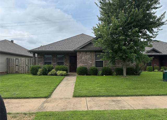 Property at 3905 SW Capstone Ave, Bentonville, AR 72712, 3 beds, 2 baths