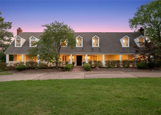 Property at 2411 Wyndermere Way, Fort Smith, AR 72903, 6 beds, 4.5 baths