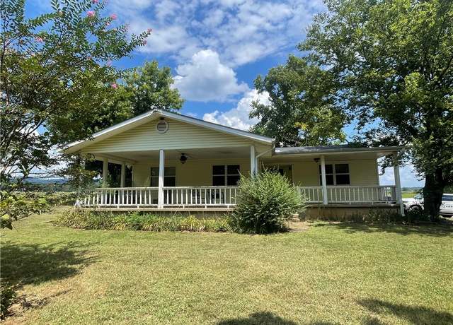 Property at 1349 Cr 4200, Clarksville, AR 72830, 3 beds, 1.5 baths