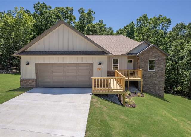 Property at 3 Sean Ln, Bella Vista, AR 72714, 3 beds, 2 baths