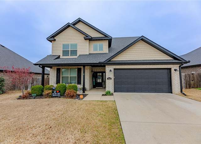Property at 4008 SW Hollyhock St, Bentonville, AR 72713, 4 beds, 3 baths