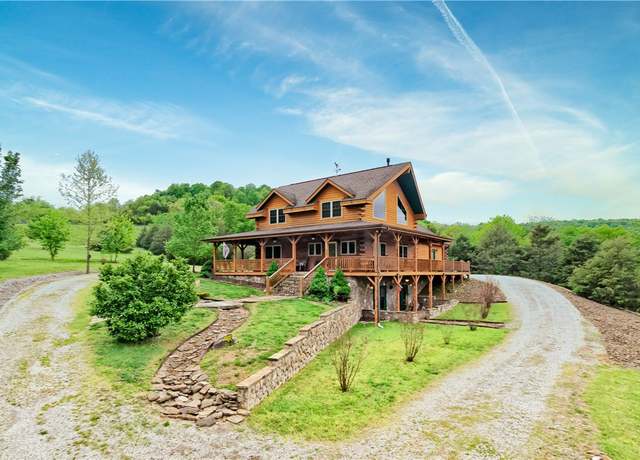 Property at 8200 Highway 221, Eureka Springs, AR 72632, 3 beds, 3.5 baths