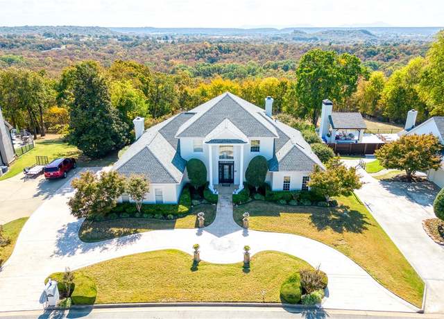 Property at 1800 Wheaton Trce, Fort Smith, AR 72908, 4 beds, 3.5 baths