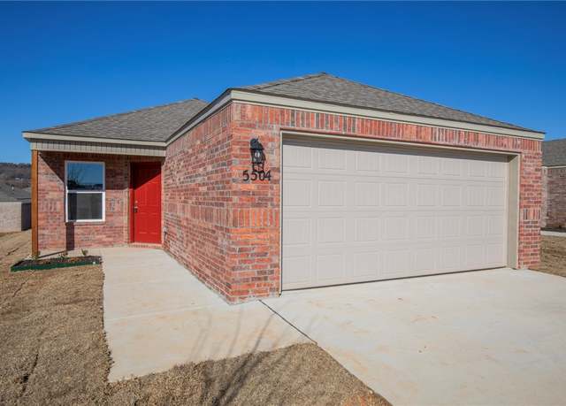 Property at 5504 Sugarloaf Ave, Springdale, AR 72764, 3 beds, 2 baths