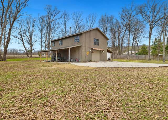Property at 15659 S Applehill Rd, Prairie Grove, AR 72753, 3 beds, 1.5 baths