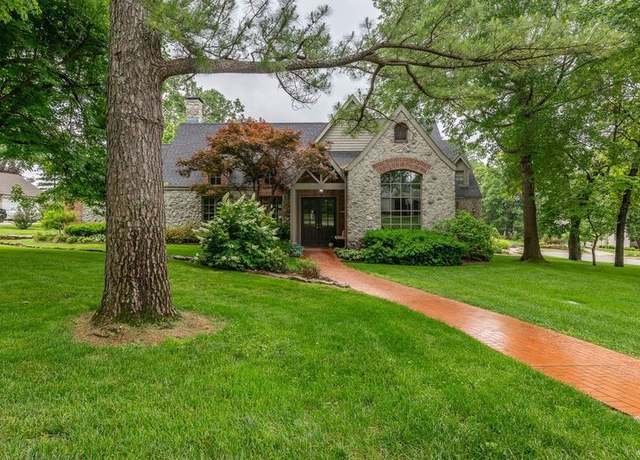 Property at 2712 W Green Acres Rd, Rogers, AR 72758, 3 beds, 3.5 baths