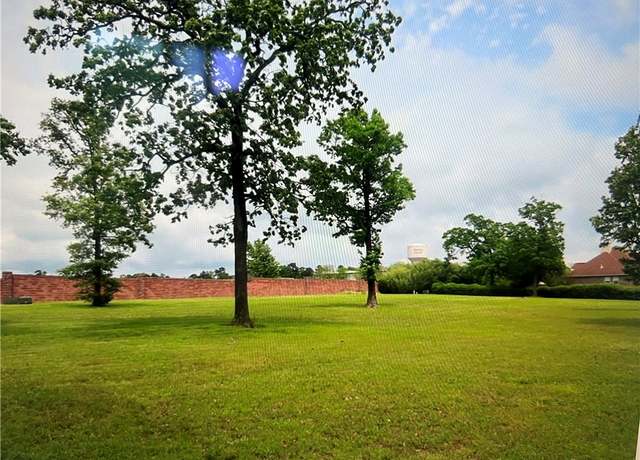 Property at 9 W Bluff Ln, Holiday Island, AR 72631