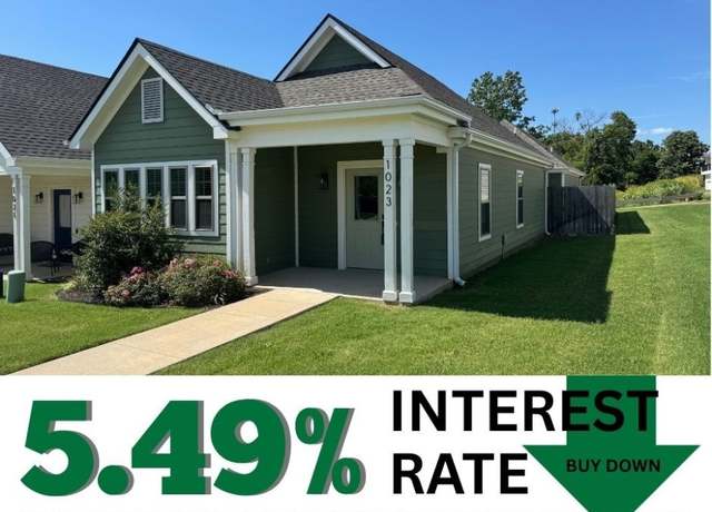 Property at 1023 NE Heights Ln, Bentonville, AR 72712, 3 beds, 2 baths