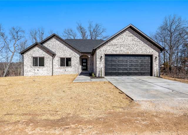 Property at 18 Exminster Ln, Bella Vista, AR 72714, 3 beds, 2 baths