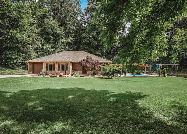 Property at 19123 Nokes Farm Rd, Siloam Springs, AR 72761, 3 beds, 2.5 baths