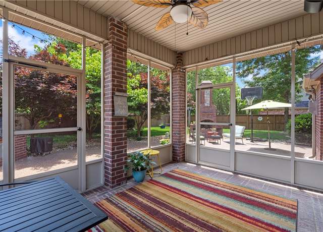 Property at 5203 SW Newcastle Rd, Bentonville, AR 72713, 4 beds, 3.5 baths