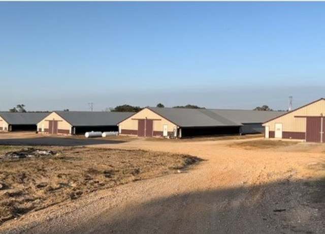 Property at 22200 W Ar 72 Hwy, Gravette, AR 72736, 3 beds, 2 baths