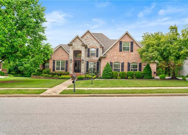 Property at 2670 Candlewood Dr, Fayetteville, AR 72703, 5 beds, 4.5 baths